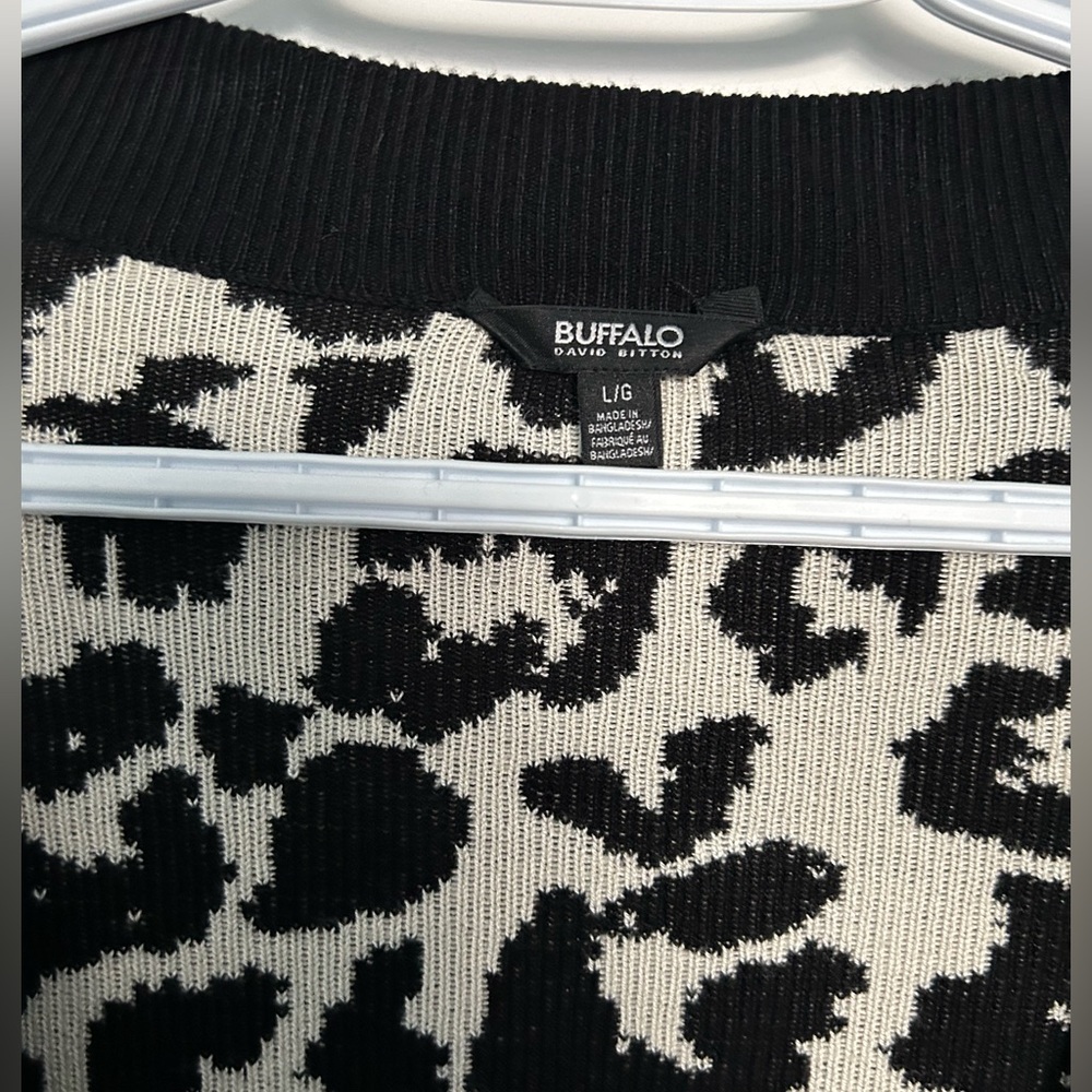Buffalo David Bitton Monochrome Animal Print Cardigan - Picture 3 of 7